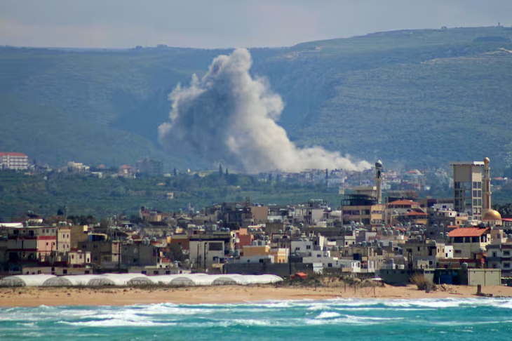 Israel persiste en su ofensiva contra Hezbollah. Israel persiste en su ofensiva contra Hezbollah.