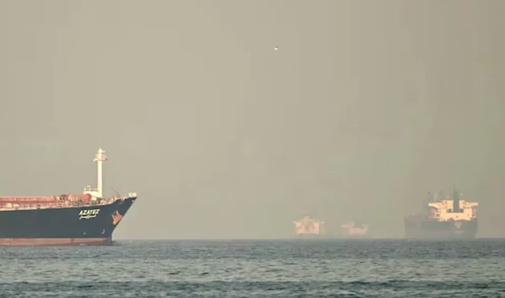 Irán volvió a cerrar el estrecho de Ormuz tras los ataques de Israel al Líbano