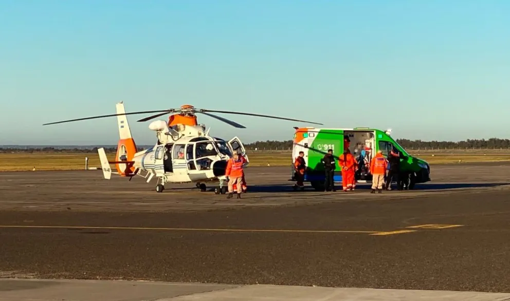 Fueron seis minutos en la proa»: el prefecto Verón detalló la milimétrica maniobra de rescate del marinero Fueron seis minutos en la proa»: el prefecto Verón detalló la milimétrica maniobra de rescate del marinero