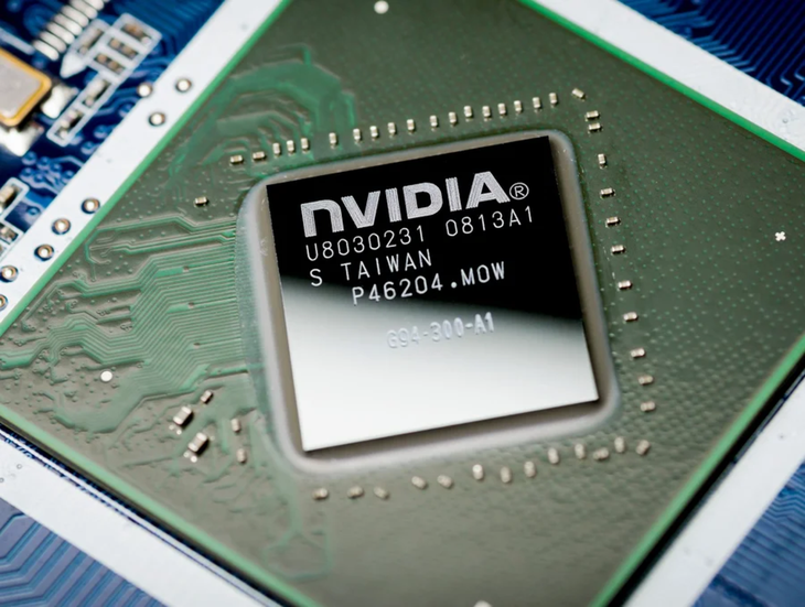 En mayo, EEUU autorizó la venta de chips H200 a 10 empresas de China, aunque la decisión de Trump tuvo diferentes idas y vueltas.