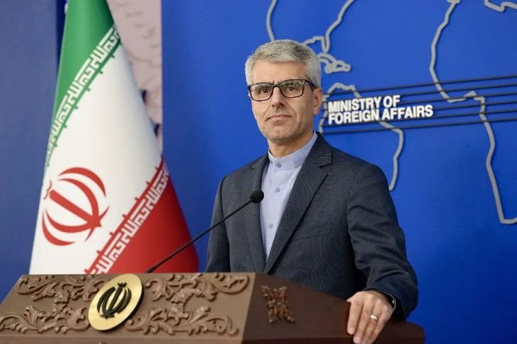 La Cancillería iraní confirmó conversaciones con Omán para gestionar el tránsito por el estrecho de Ormuz. La Cancillería iraní confirmó conversaciones con Omán para gestionar el tránsito por el estrecho de Ormuz.