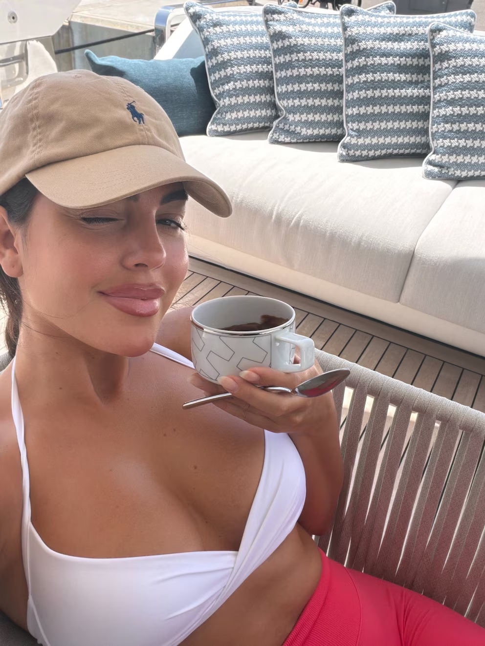 La carta de Georgina Rodríguez, pareja de Cristiano Ronaldo, sobre las críticas a su físico: el gesto de Antonela Roccuzzo La carta de Georgina Rodríguez, pareja de Cristiano Ronaldo, sobre las críticas a su físico: el gesto de Antonela Roccuzzo
