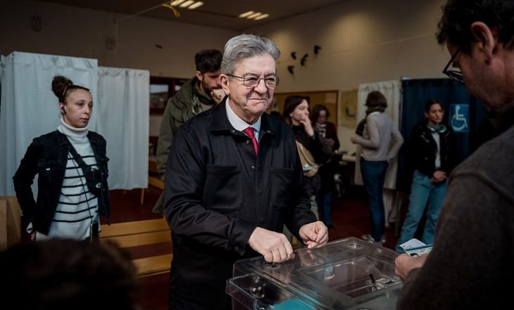 Mélenchon aseguró durante la universidad de verano de La Francia Insumisa que “La victoria es posible”. Mélenchon aseguró durante la universidad de verano de La Francia Insumisa que “La victoria es posible”.