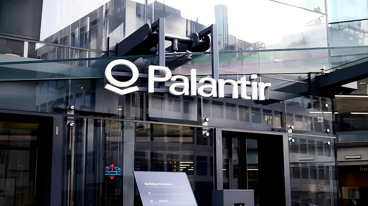 Palantir tiene un acuerdo de 330 millones de libras con el NHS desde 2023.