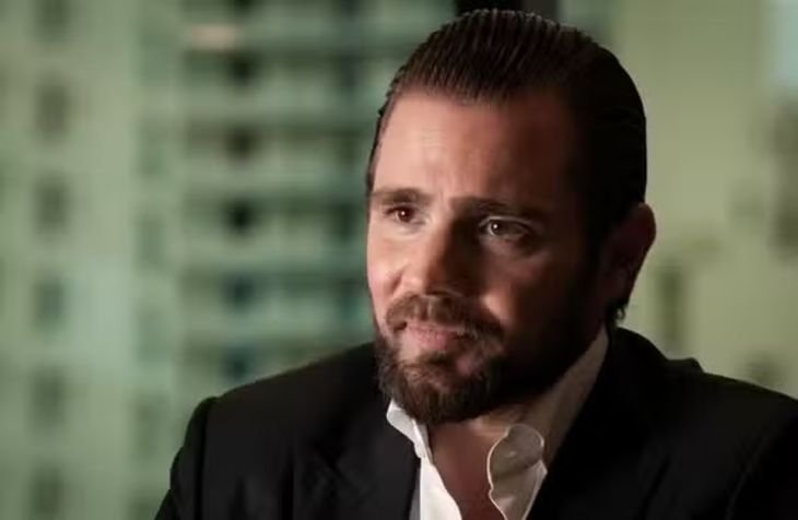 Flávio Bolsonaro desafía a Lula y la Justicia mientras el caso Daniel Vorcaro sacude su campaña