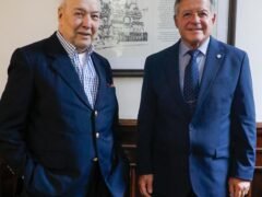 Tras los retiros voluntarios, la SIDE lanza una convocatoria pública para capacitar nuevos agentes