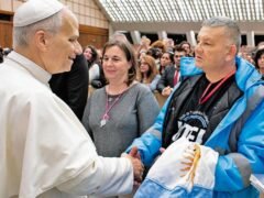 Los movimientos populares le preparan un documento a León XIV