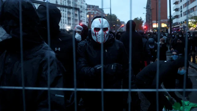 Francia refuerza su seguridad ante otro sábado de protestas de alto riesgo, intensificadas por el “efecto” Halloween
