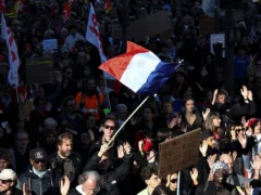 Nuevas protestas en Francia: el Gobierno estima que 15.000 personas se movilizaron en todo el país