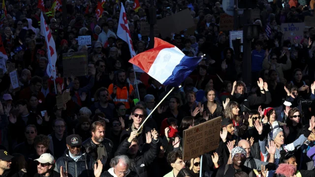 Nuevas protestas en Francia: el Gobierno estima que 15.000 personas se movilizaron en todo el país