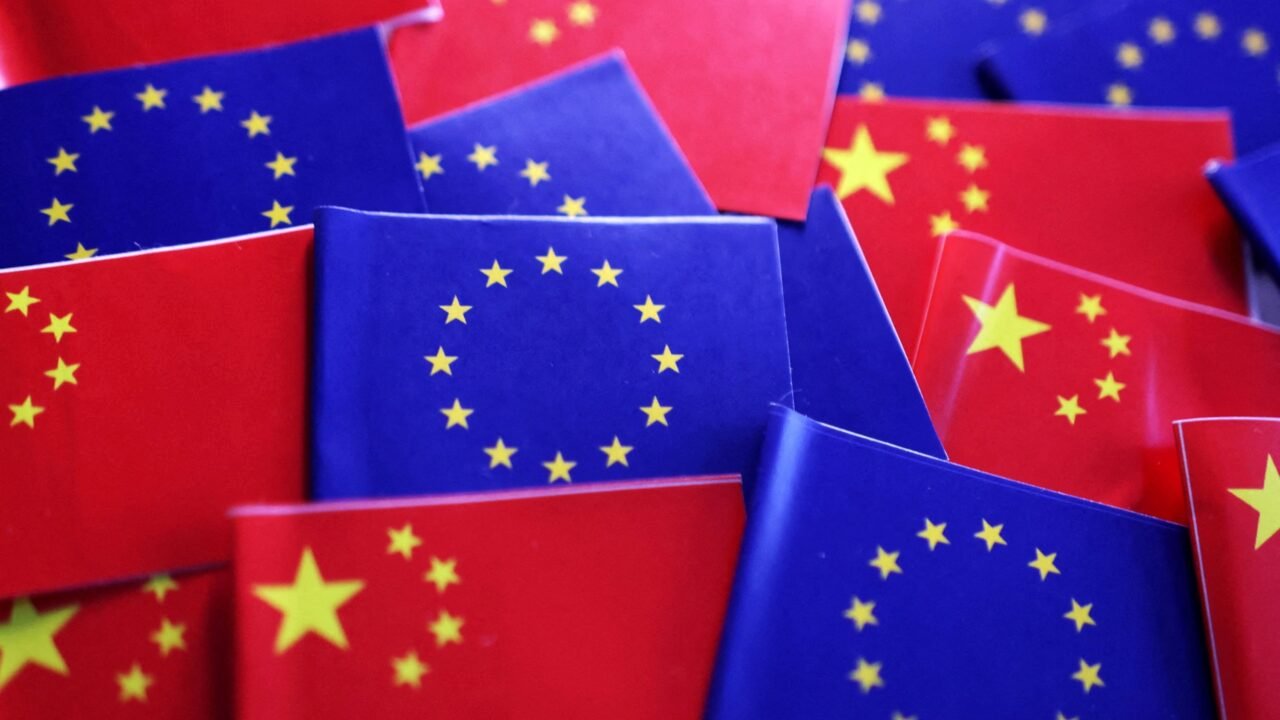La Unión Europea y China comienzan una negociación clave para evitar una guerra comercial