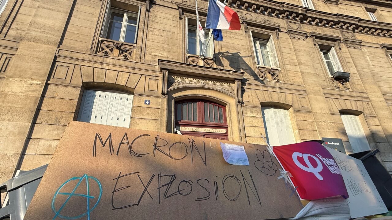 El Gobierno de francia convocó a un gabinete de crisis por las protestas estudiantiles: casi 2.000 detenidos