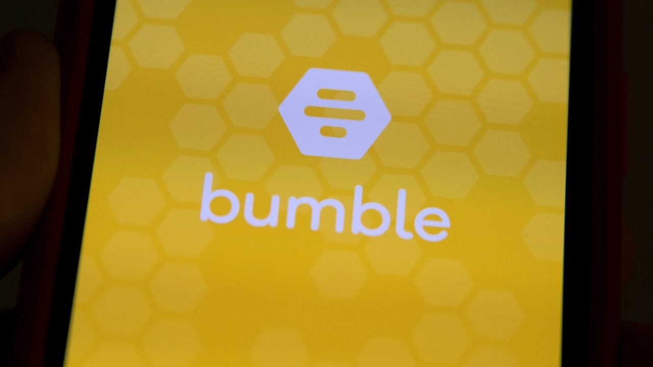 Bumble no pudo ofrecer más amor: acordó venderse por USD 1.300 millones tras años de caída de usuarios