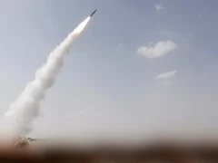 Las fuerzas saudíes afirmaron haber interceptado dos misiles disparados por los rebeldes hutíes de Yemen