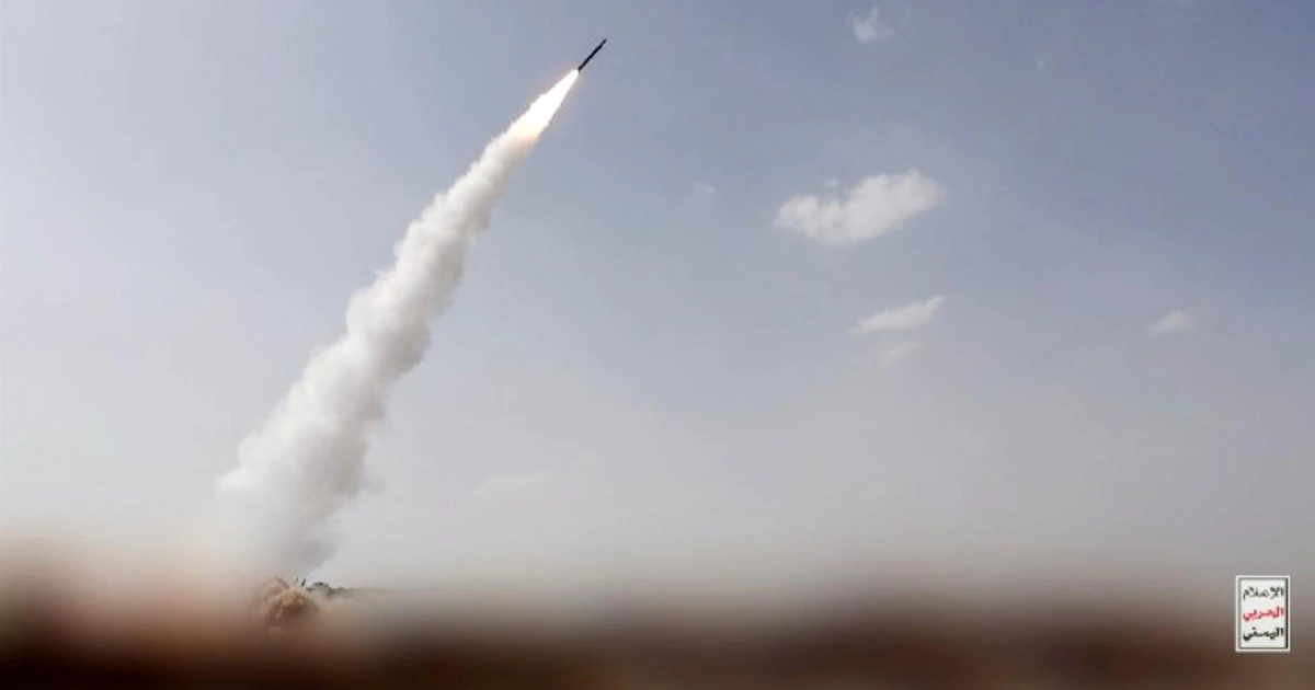 Las fuerzas saudíes afirmaron haber interceptado dos misiles disparados por los rebeldes hutíes de Yemen