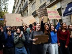 Qué está pasando en Europa: las causas de las protestas en Francia, España, Italia, Grecia, Albania y Bélgica