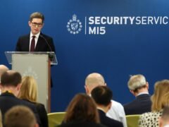 Las universidades británicas piden a sus académicos revelar vínculos con China tras un alerta de espionaje
