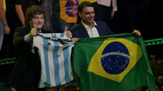 El mundo diplomático hace oídos sordos sobre la fuga de Bolsonaro, el rol de Estados Unidos y la ayuda de Milei