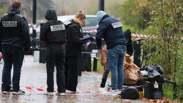 Ataque terrorista en Francia: un muerto y cuatro heridos en un suburbio de París