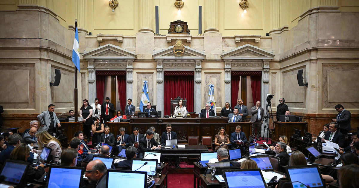 El Senado sesiona con la ley de salud mental aún en duda y buscará aprobar beneficios fiscales para inversiones
