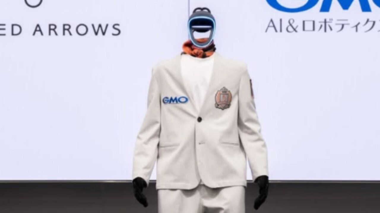 Robots humanoides también quieren vestir a la moda: Japón crea colección de ropa para máquinas