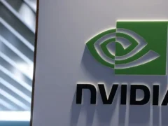 NVIDIA bajo sospecha de espionaje chino: en RDC se reveló una trama que involucra a Jensen Huang y Donald Trump