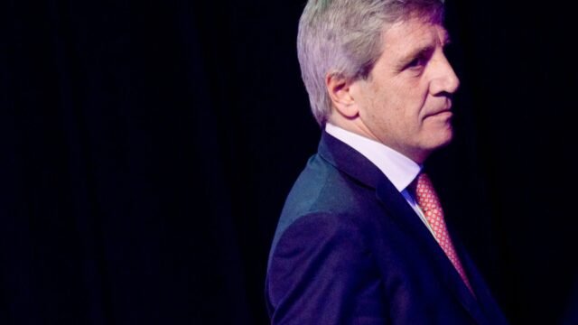 Se apunó Caputo: el ministro sufrió una descompensación durante la visita del presidente Milei a Catamarca