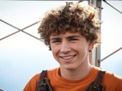 Walker Scobell revela que recibe borradores de los libros de Rick Riordan como un privilegio de interpretar a Percy Jackson
