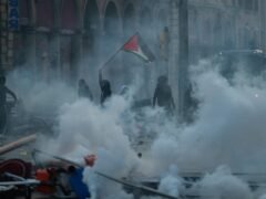 Italia se sumó a la ola de protestas en Europa: manifestantes se enfrentaron a la policía y anunciaron una huelga general