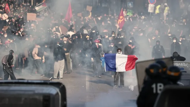 Un joven africano de 26 años murió en un ataque racista en Francia: en RDC reconstruyeron los antecedentes del acusado