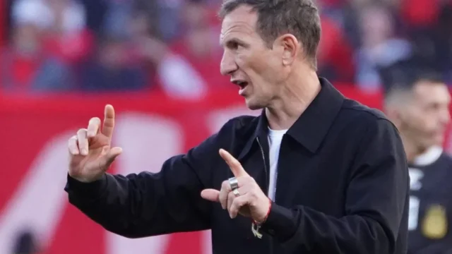 «Dieron la cara»: Arruabarrena destacó el triunfo de Boca ante Independiente y ya piensa en River