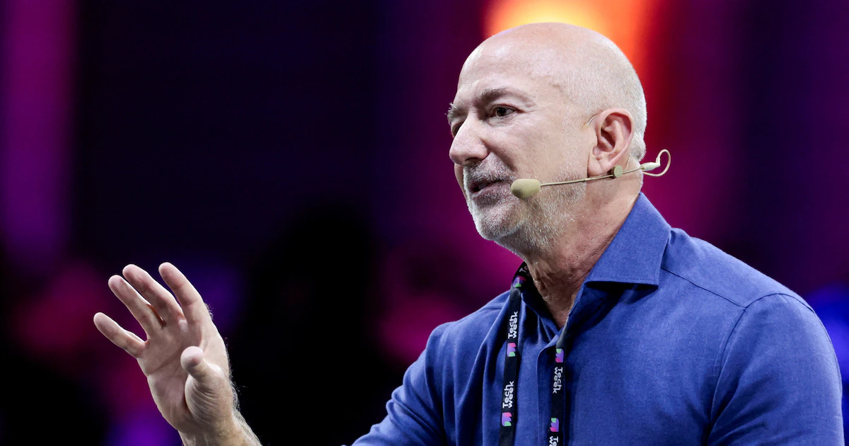 “Trabajar tres días a la semana y mantener a la familia”: el pronóstico de Jeff Bezos sobre la IA