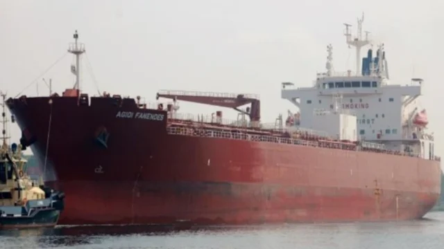 El primer petrolero con diésel ruso ya navega rumbo a Nueva York tras el pacto entre Trump y Putin