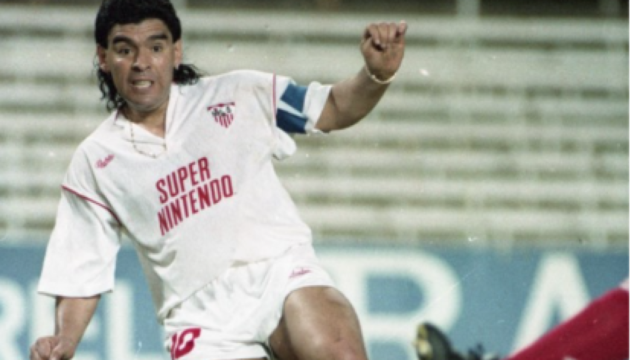 El fuego y la furia en Andalucía: del baile al Real Madrid a la mítica pelea con Bilardo, la historia visceral de Diego Maradona en el Sevilla