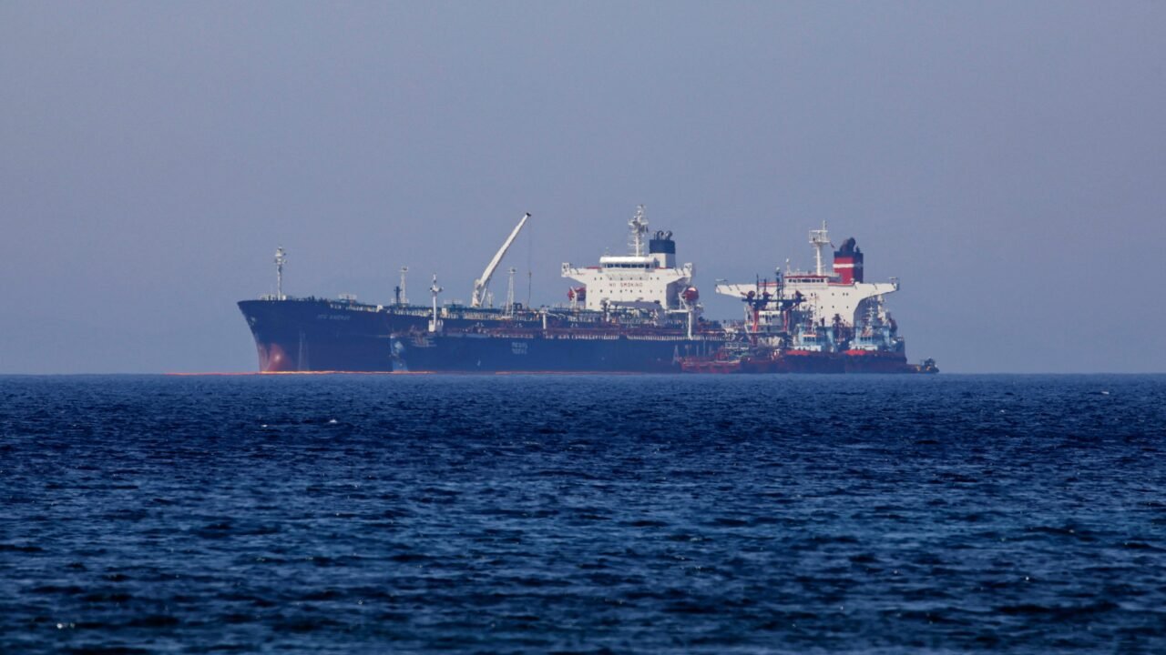 La “flota fantasma” de Irán se quedó sin petróleo tras meses de bloqueo estadounidense