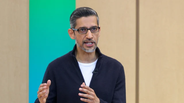 Sundar Pichai, CEO de Google, reveló cómo usa agentes de IA que trabajan 24 horas para dirigir la compañía