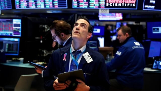 Riesgo país hoy: alcanzó los 707 puntos al ritmo de Wall Street y el petróleo