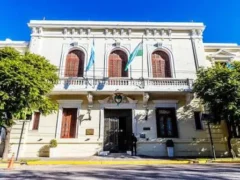 Organismo de Río Negro convocó a concurso para dos administrativos y un profesional