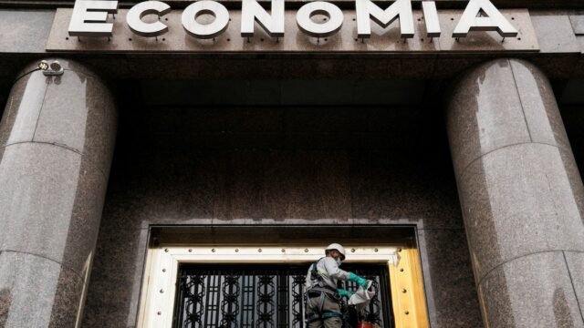 La Argentina integra el grupo de los 11 países con mejores cuentas públicas: cuál es el talón de Aquiles