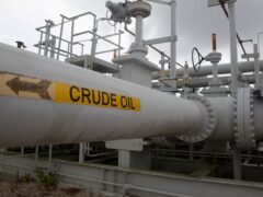 Crece la volatilidad del petróleo: revirtió sus pérdidas y superó los USD 106 en medio de ataques de Irán, los rebeldes hutíes y Rusia