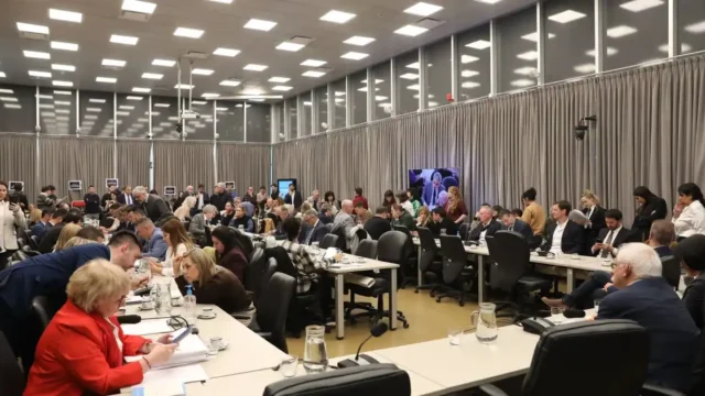 Malvinas: el oficialismo avanza con la ley de Defensa de la Soberanía y busca llevarla al recinto el 12 de noviembre
