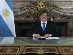 El Gobierno insiste en que la Ley Malvinas no está congelada: Milei desmintió que quieran frenar el proyecto