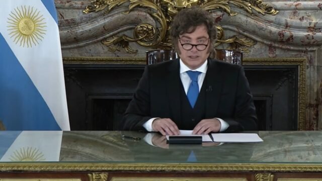 El Gobierno insiste en que la Ley Malvinas no está congelada: Milei desmintió que quieran frenar el proyecto