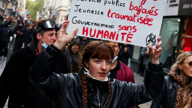 El Gobierno francés presentó medidas para contener las protestas pero los estudiantes mantendrán las movilizaciones