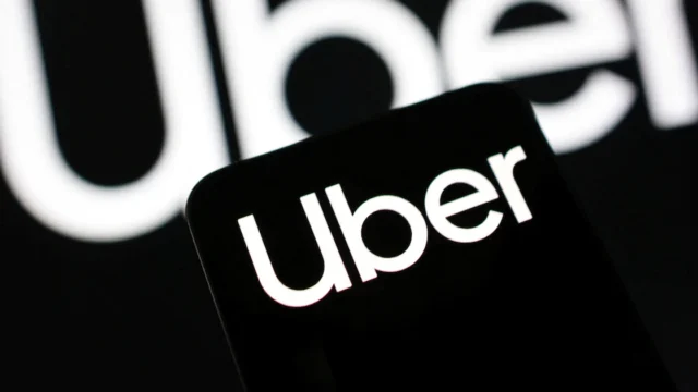 Uber les dio a sus 30.000 empleados acceso a un agente de IA de OpenAI para el trabajo de oficina