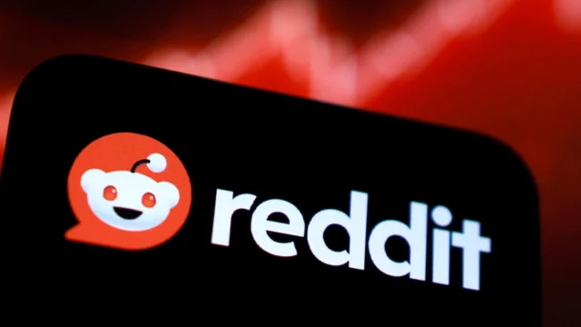 Reddit sufre su peor día en Wall Street: sus acciones se desploman un 29,22%
