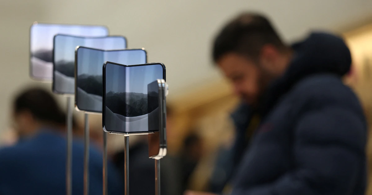 Por qué se está rompiendo la pantalla del nuevo iPhone Duo