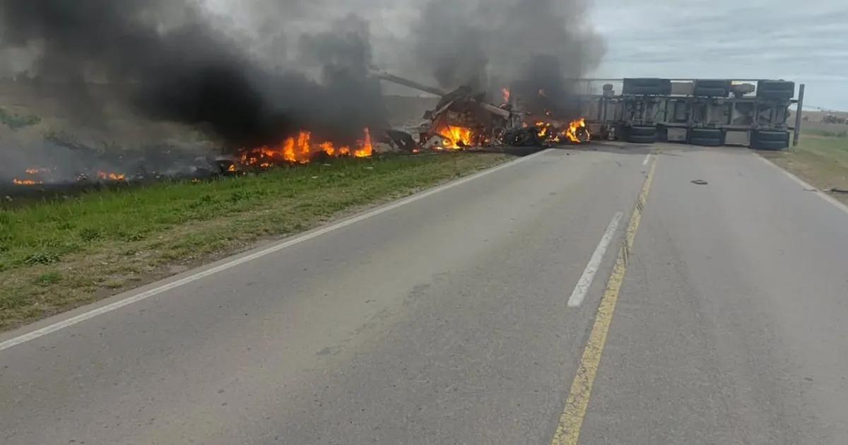 Dos muertos tras un choque frontal entre camiones en la Ruta Provincial 1 de La Pampa