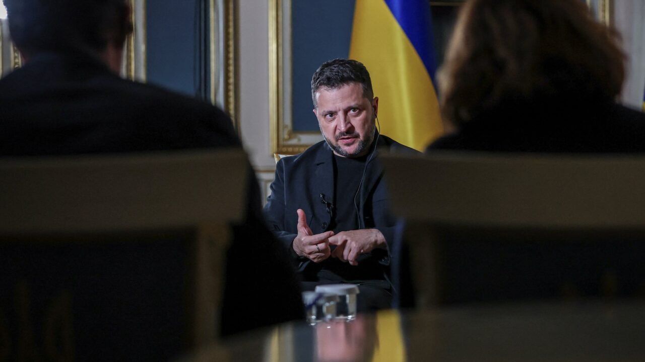 Zelensky calificó de “injusto” el acuerdo entre Trump y Putin sobre el diésel: “Le hace el juego a Rusia”