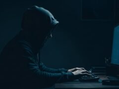 Hackers explotan una falla en Plex para instalar mineros de criptomonedas en miles de servidores